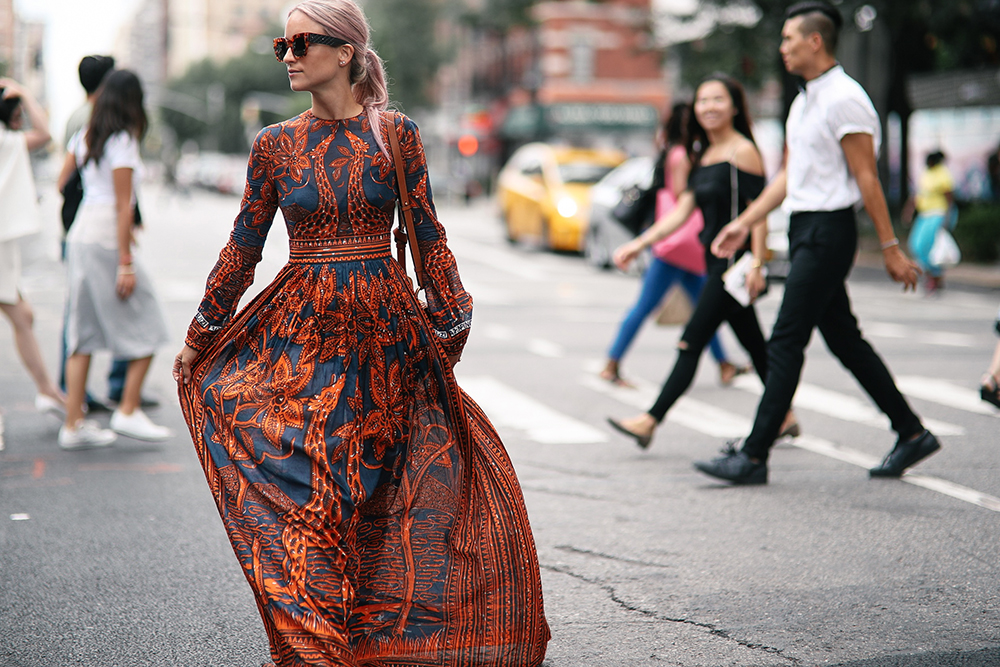 Valentino dress The fashion guitar Charlotte Groeneveld