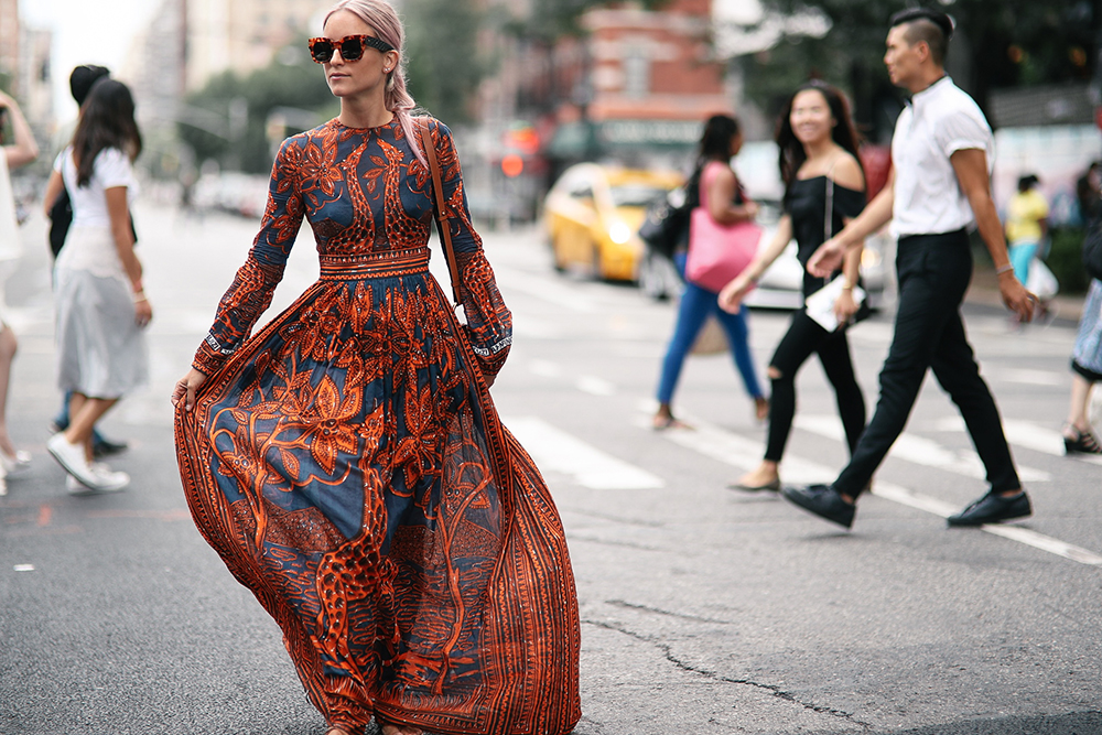 Valentino dress The fashion guitar Charlotte Groeneveld