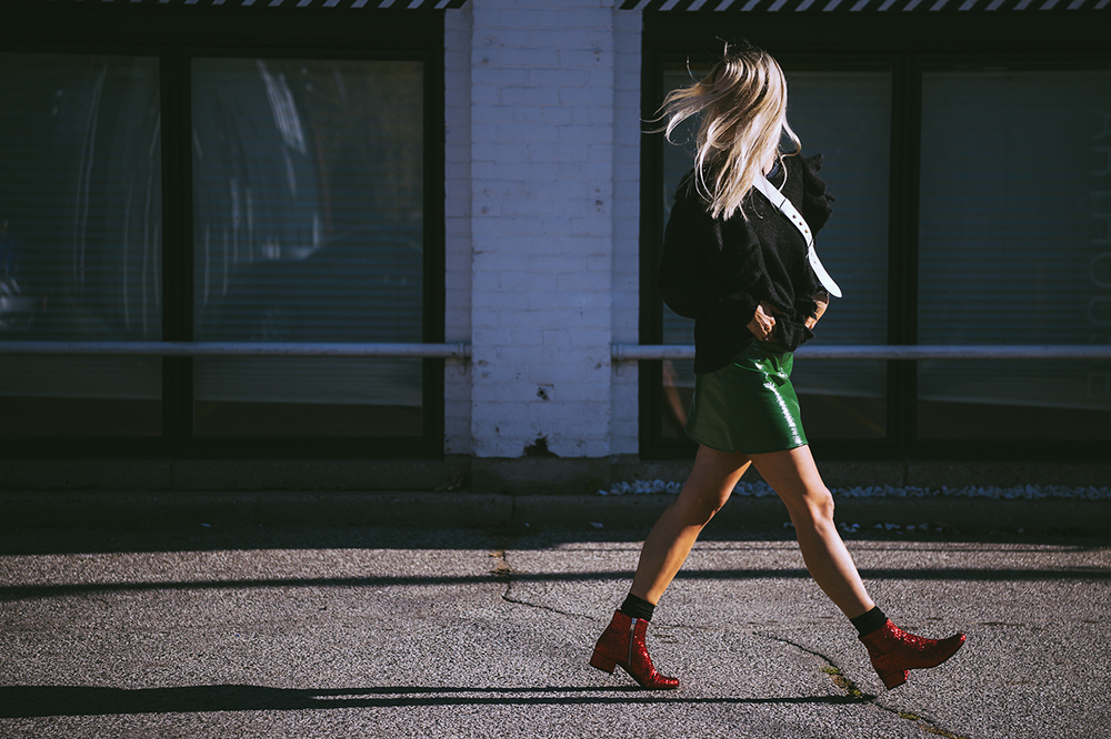 Courrèges skirt worn by Charlotte Groeneveld The fashion guitar