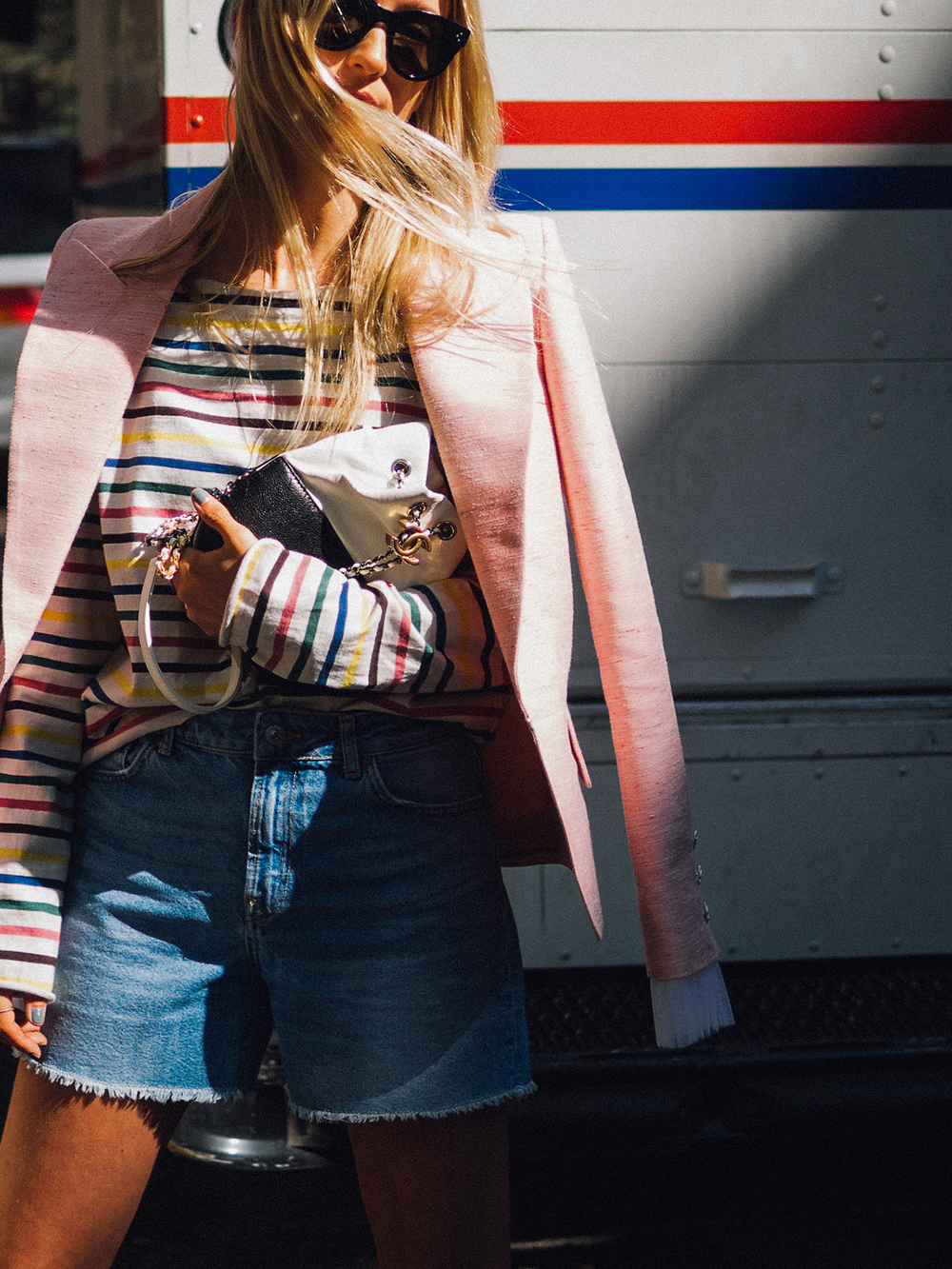 Charlotte Groeneveld Thefashionguitar wearing Chanel Cuba Cruis and the Gabrielle Chanel bag