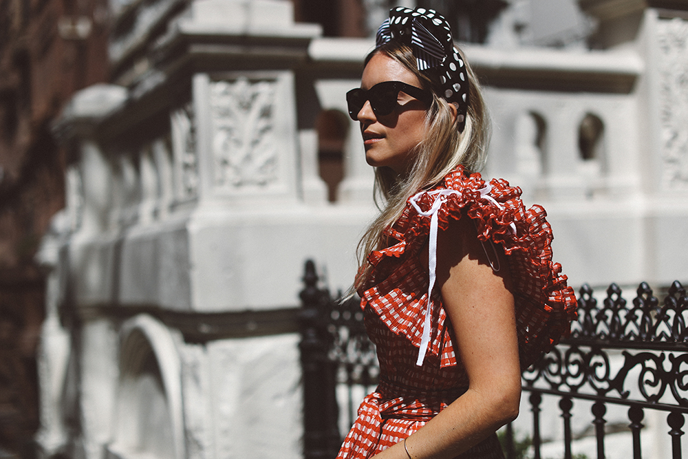 Charlotte Groeneveld Thefashionguitar in Dolce & Gabbana and Rosie Assoulin