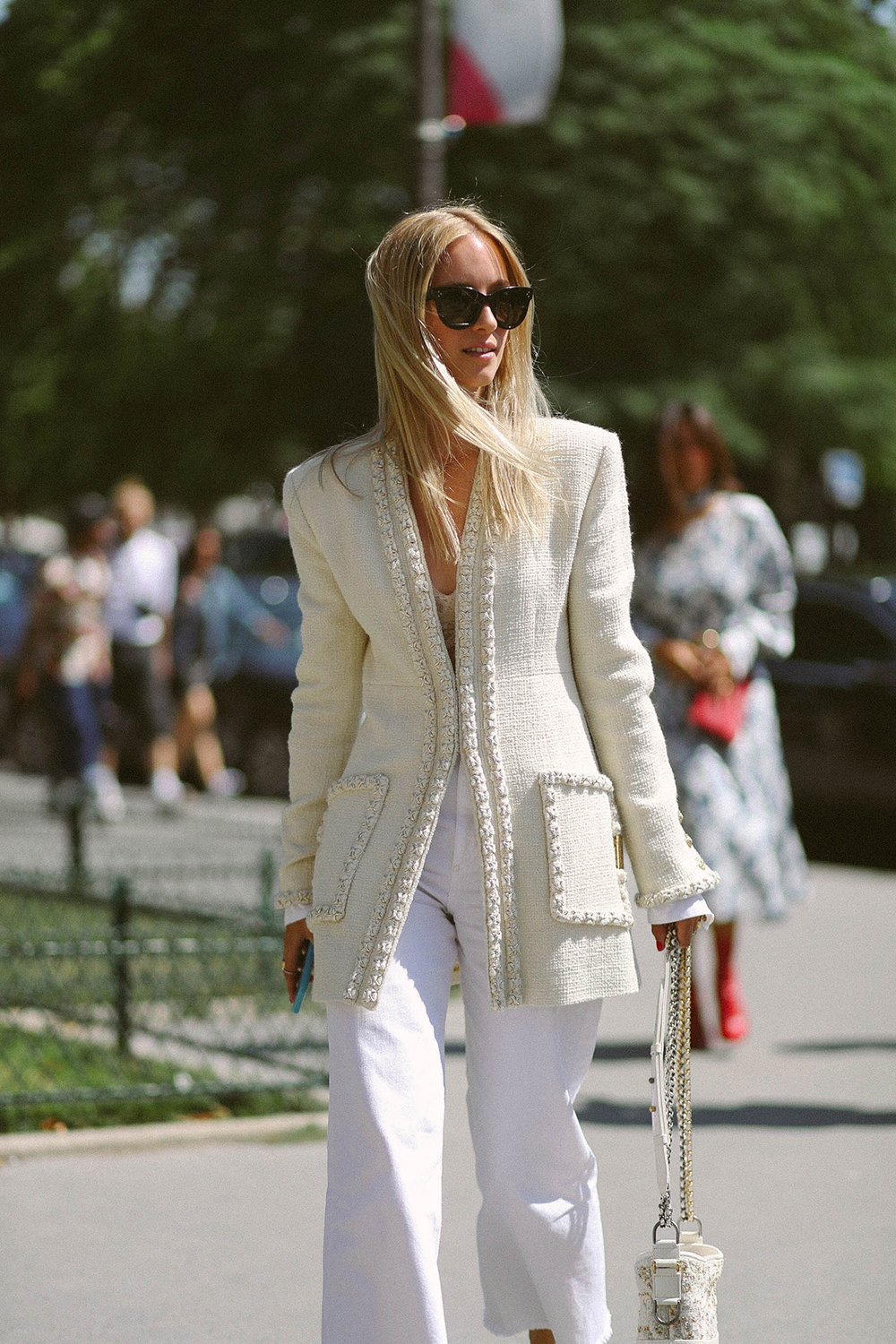 Charlotte Groeneveld from Thefashionguitar at the Chanel Haute Couture Fall 2017 show in Paris