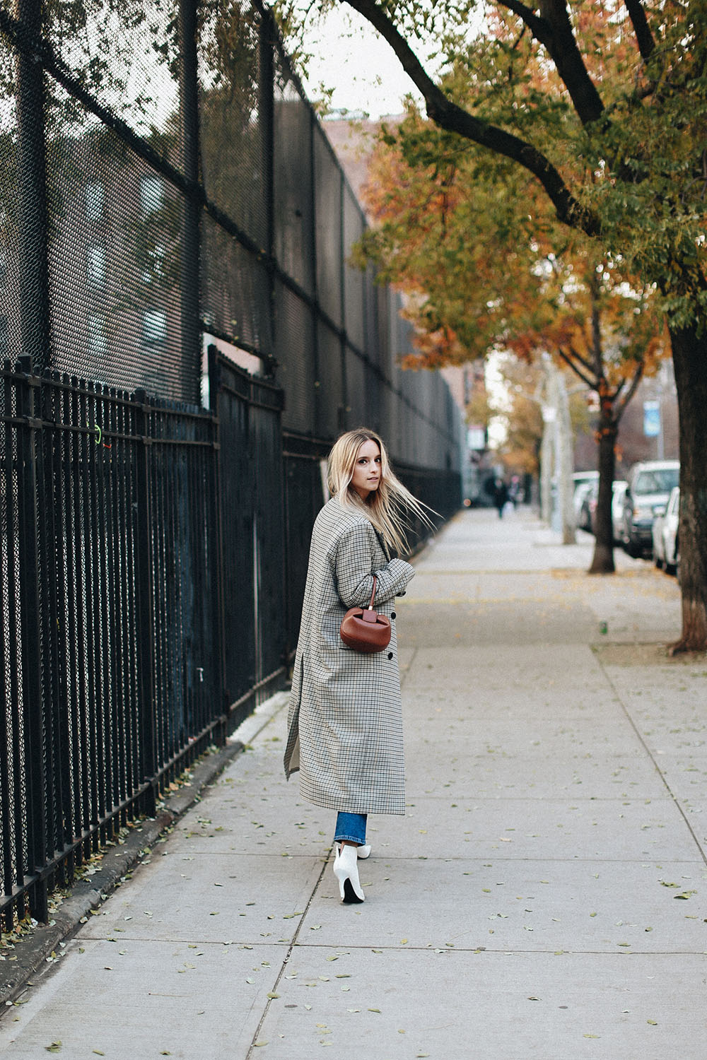 Charlotte Groeneveld from Thefashionguitar wearing Celine