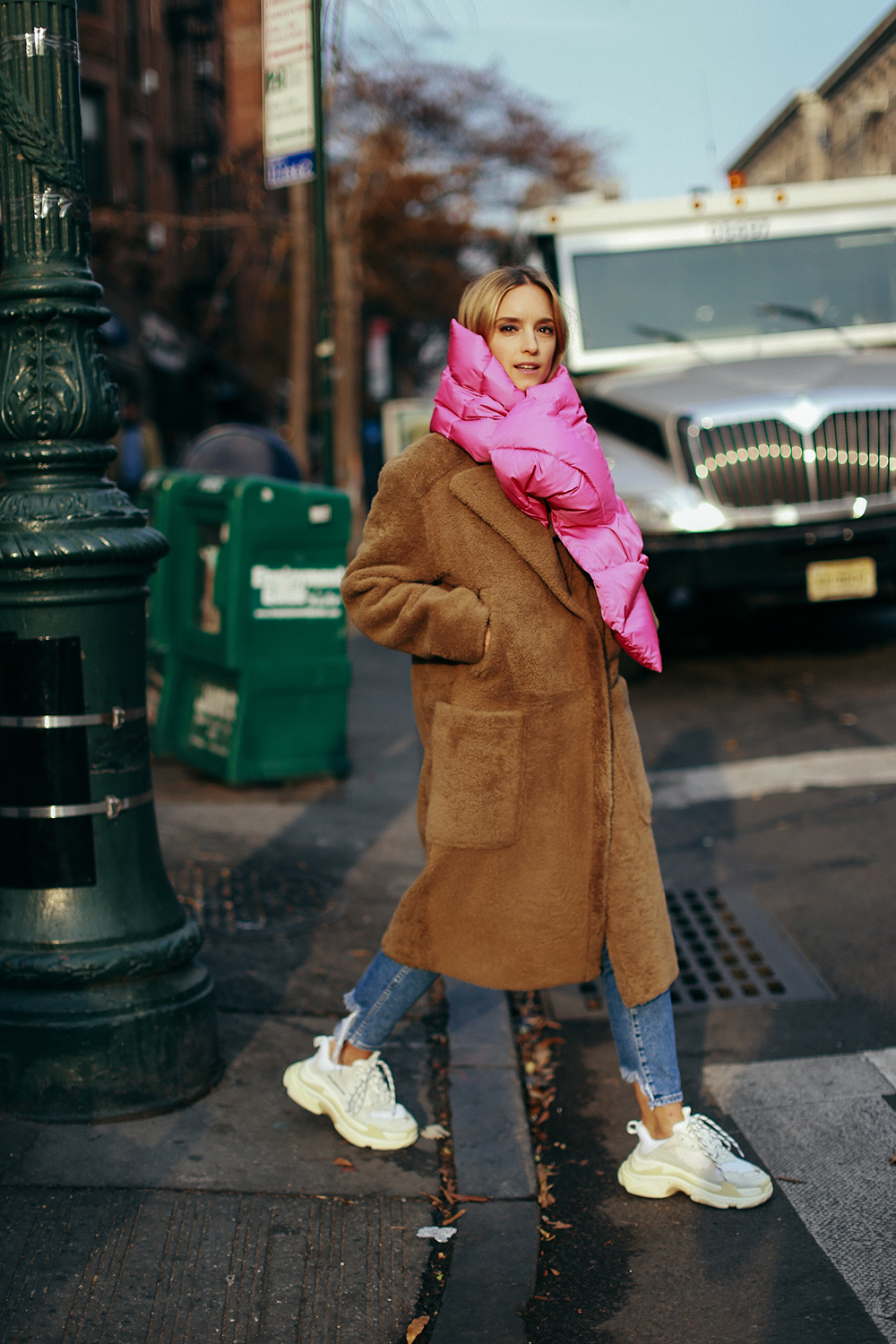 Charlotte Groeneveld Thefashionguitar Balenciaga puffer scarf