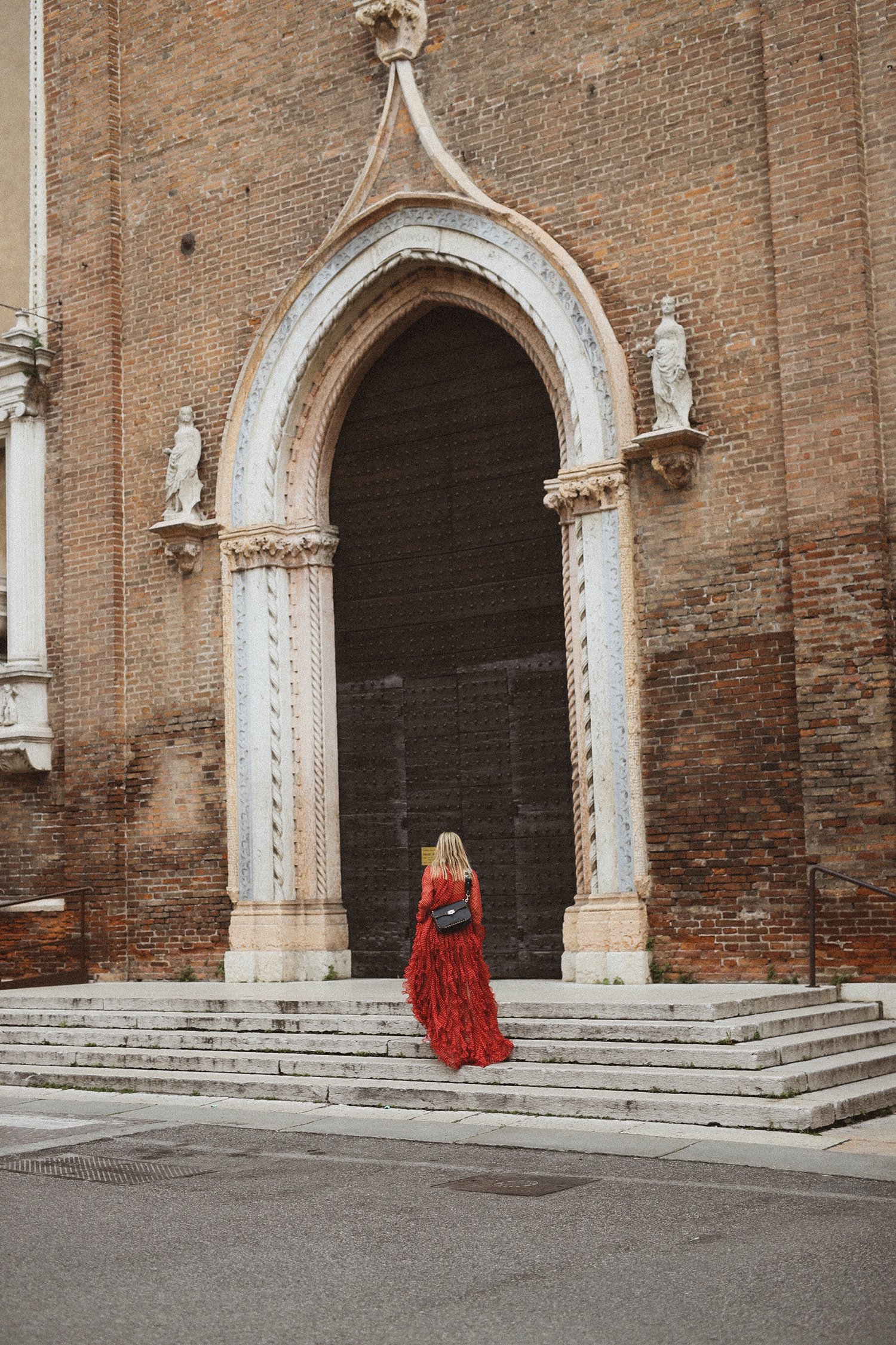 Charlotte Groeneveld in Valentino Pre-Fall 2018 dress for Thefashionguitar